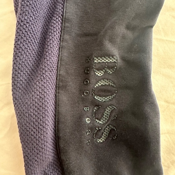 Hugo Boss Sweatshirt - Picture 2 of 5